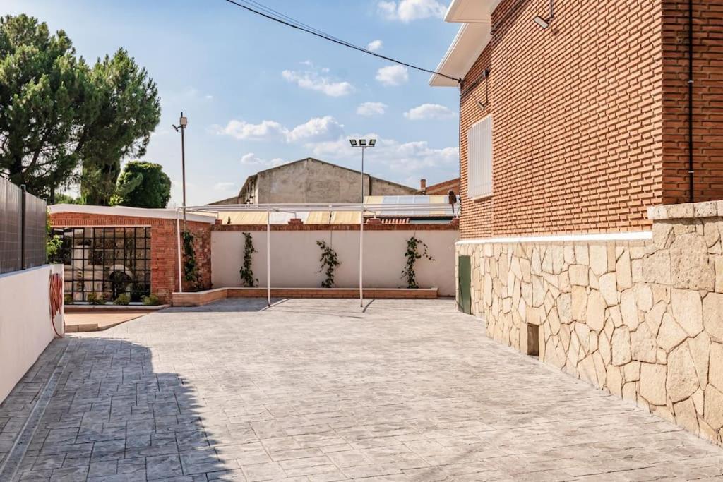 La Casa De Ines Villa Alcala de Henares Bagian luar foto